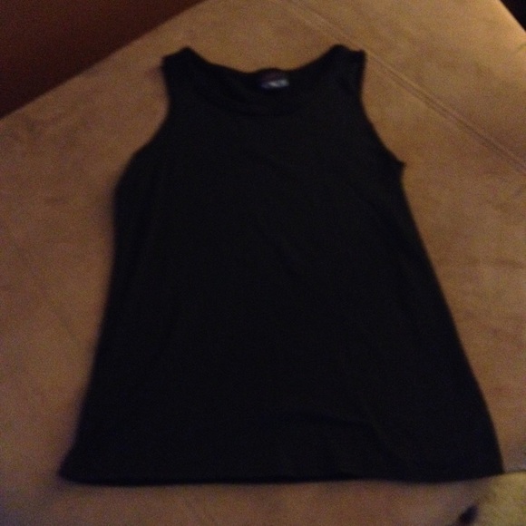 Top - Picture 3 of 3