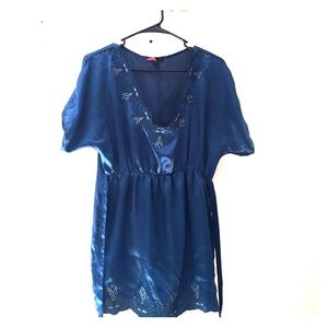 Forever 21 size M shirt