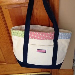 Vineyard vines tote bag
