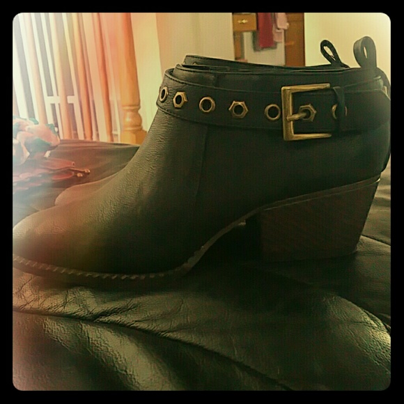 Black boots