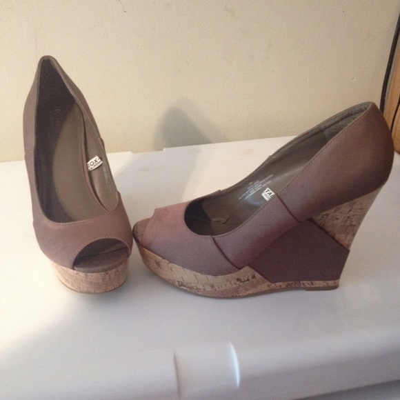 Mossimo Wedges