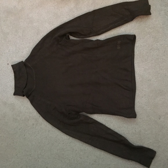 BCBG sweater