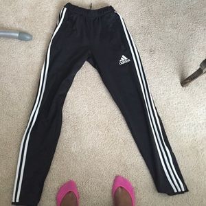 Adidas skinny leg