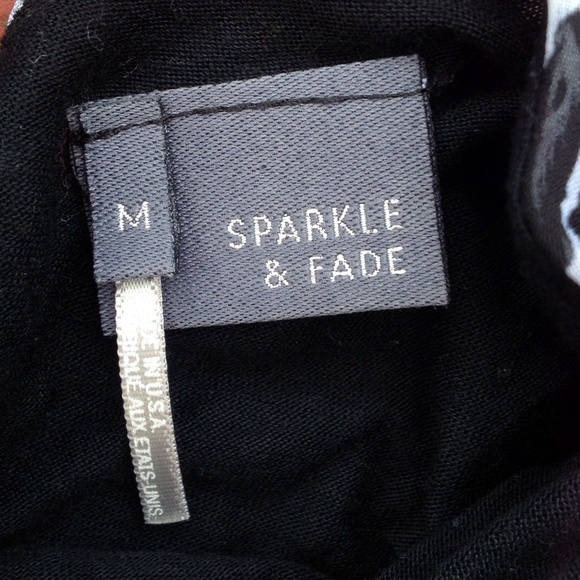 Urban Outfitters semi crop tank - Picture 2 of 3