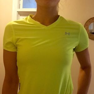 Under Armour Fitted + heat gear shirt