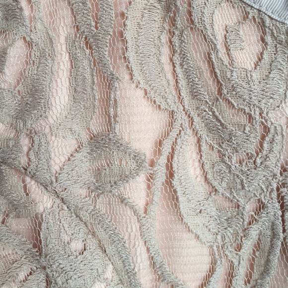 Lace Jacket - Picture 3 of 3