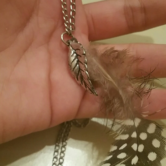Girl's necklace