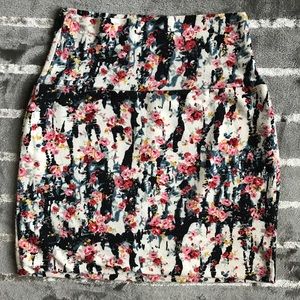 Body con floral skirt
