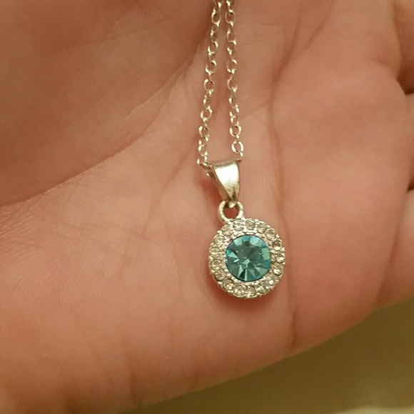 Girl's necklace