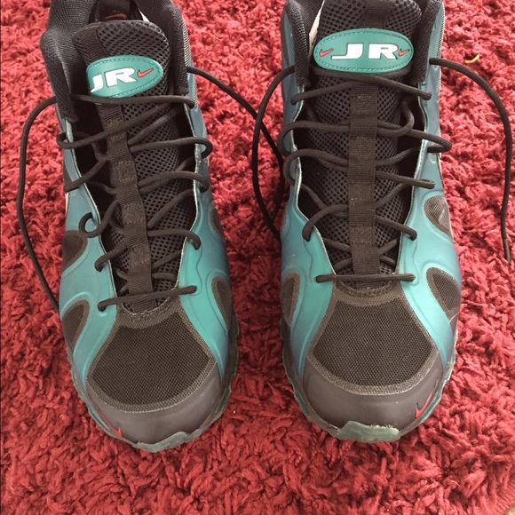 Mens Ken Griffey, jr air max size 11