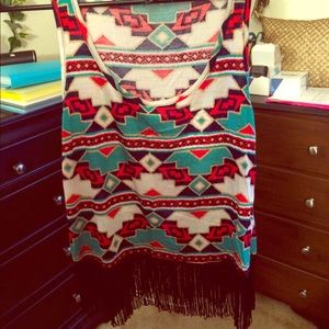 Print with fringes on bottom