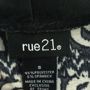 Rue 21 Aztec cardigan