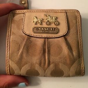 Coach Poppy Wallet USED