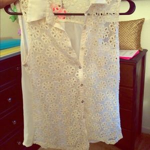 Really cute  flower printed lace