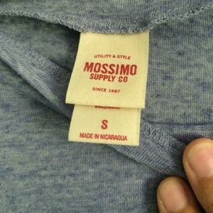 A mossimo blue half sleeve shirt