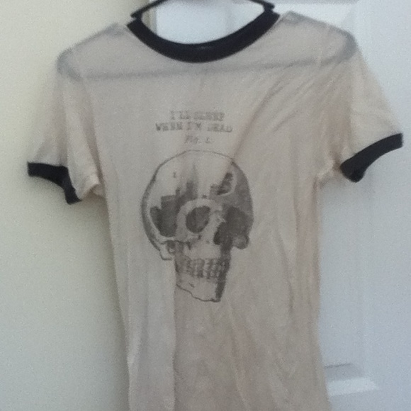 🌸Brandy Melville tee🌸