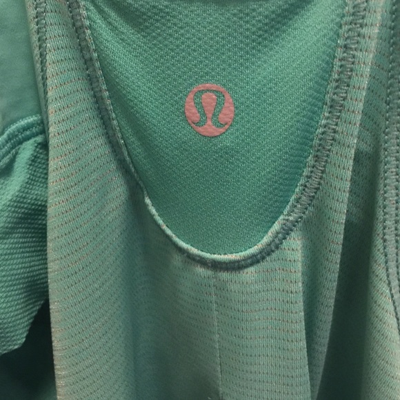 Lululemon Tank - Picture 3 of 4