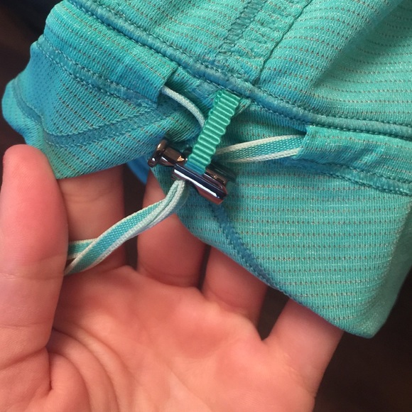 Lululemon Tank - Picture 4 of 4