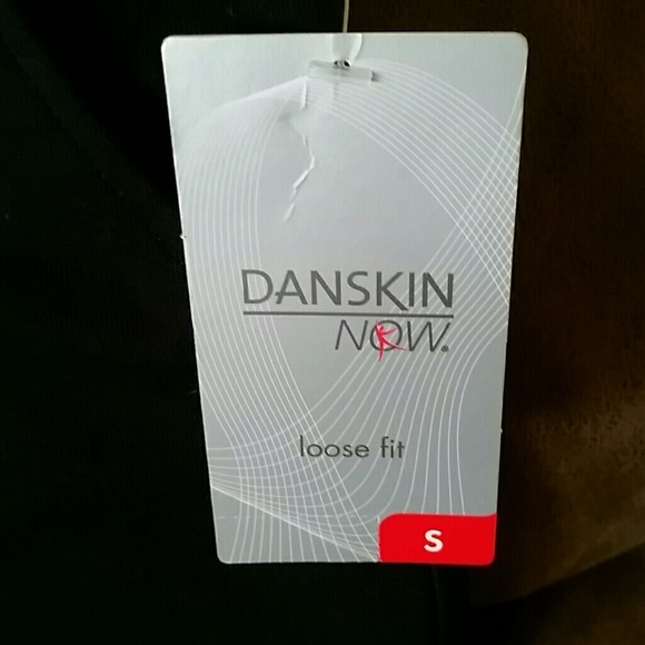 Loose Fit Shorts - Picture 3 of 3