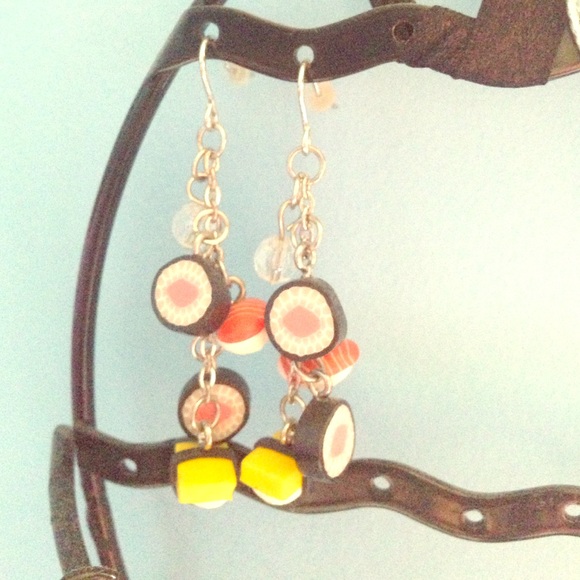 Sushi earrings!🍣