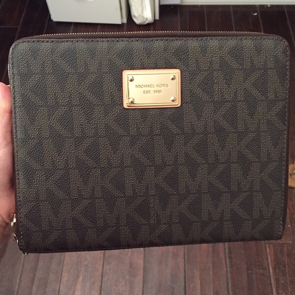 MK iPad 2 case