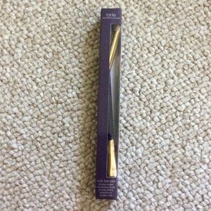 Tarte Rule Bender Double-Ended Eyeshadow Brush