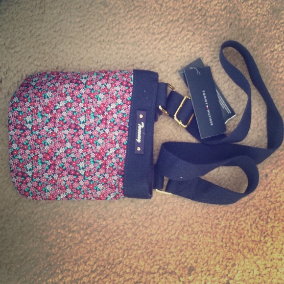 Tommy Hilfiger cross body  purse.