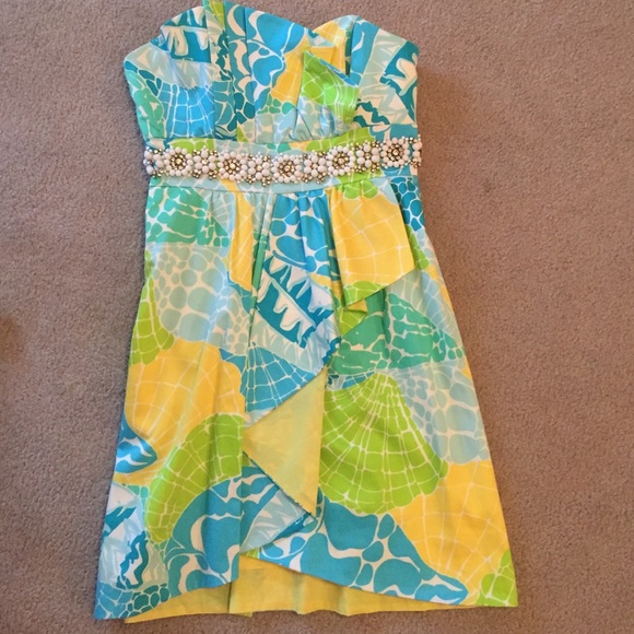 Lilly Pulitzer Dresses & Skirts - Lilly Pulitzer Strapless Crystal dress-- size 2