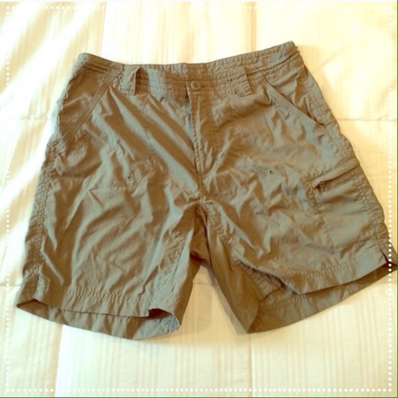 Columbia Pants - Olive Green Active Shorts