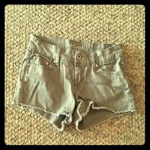 Refuge Brand Shorts Sz 2