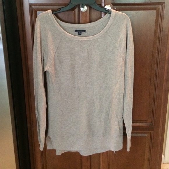 Light brown thermal sweater.