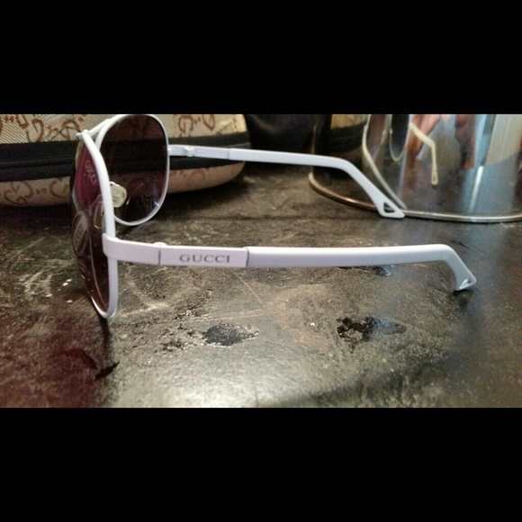 Unisex Gucci sunglasses