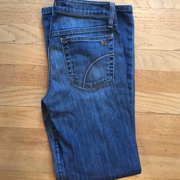 Joe's Jeans Denim - 🎉HP 8/27/15🎉 Joe's Jeans "Honey" fit