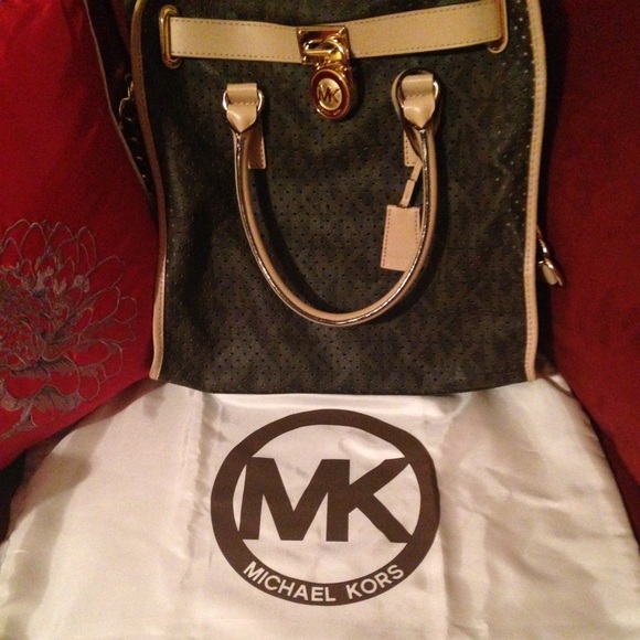 Michael Kors brown purse