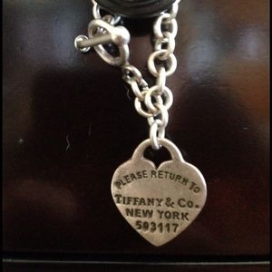 Please return to Tiffany's necklace