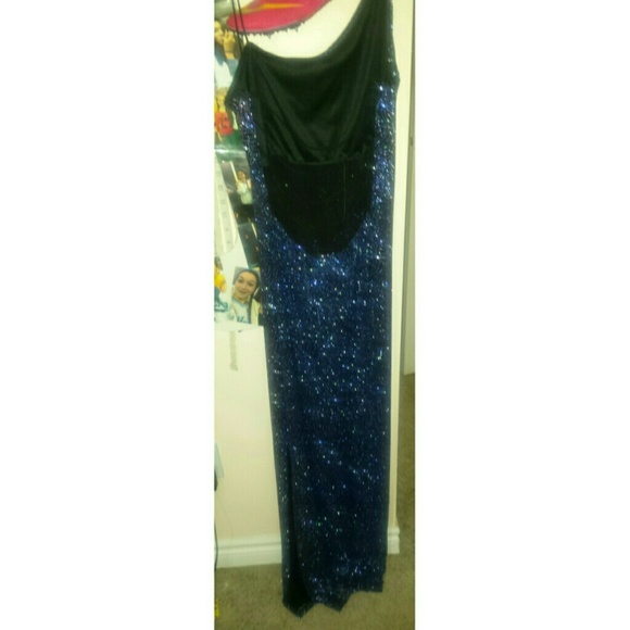 Prom Dress!! - Picture 2 of 2