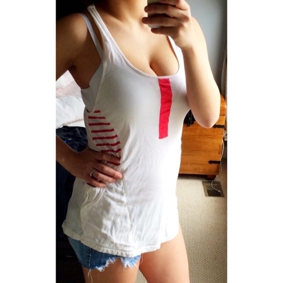 Red and beige long top