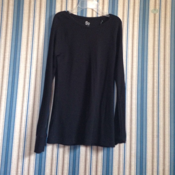 Long sleeve black shirt