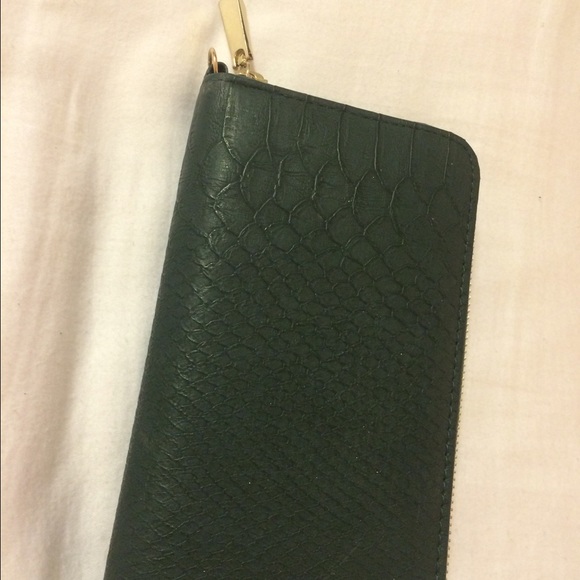 dark green target clutch