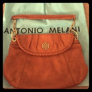 Brown leather Antonio Melani bag!