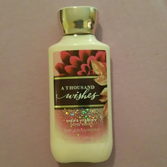 BATH & BODY WORKS