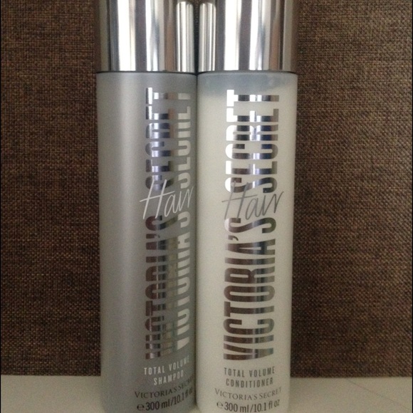 **SOLD** Victoria's Secret Volume Shampoo