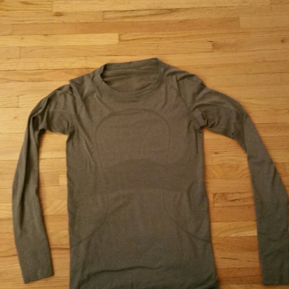 SOLD Lululemon Swiftly grey size 6 - Picture 1 of 2