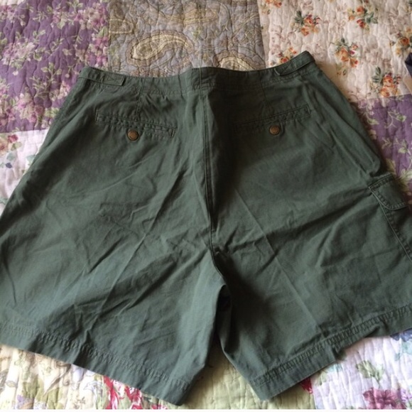 Jones New York Shorts - Picture 3 of 3