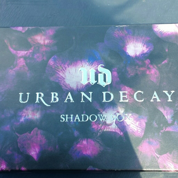 Shadow box