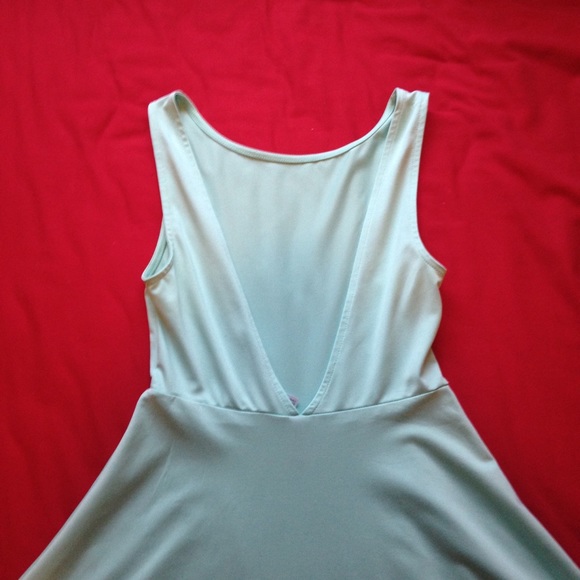v cut back mint dress