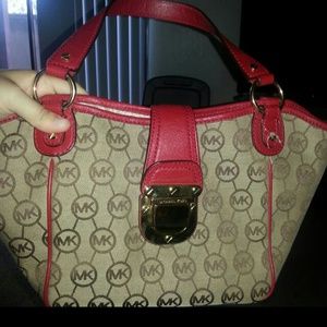 Mk Purse. Real
