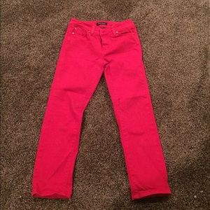 Red White House black market Capri