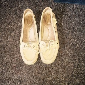 Sperrys and tank bundle