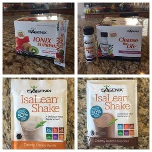Isagenix bundle, reserved 💘💙